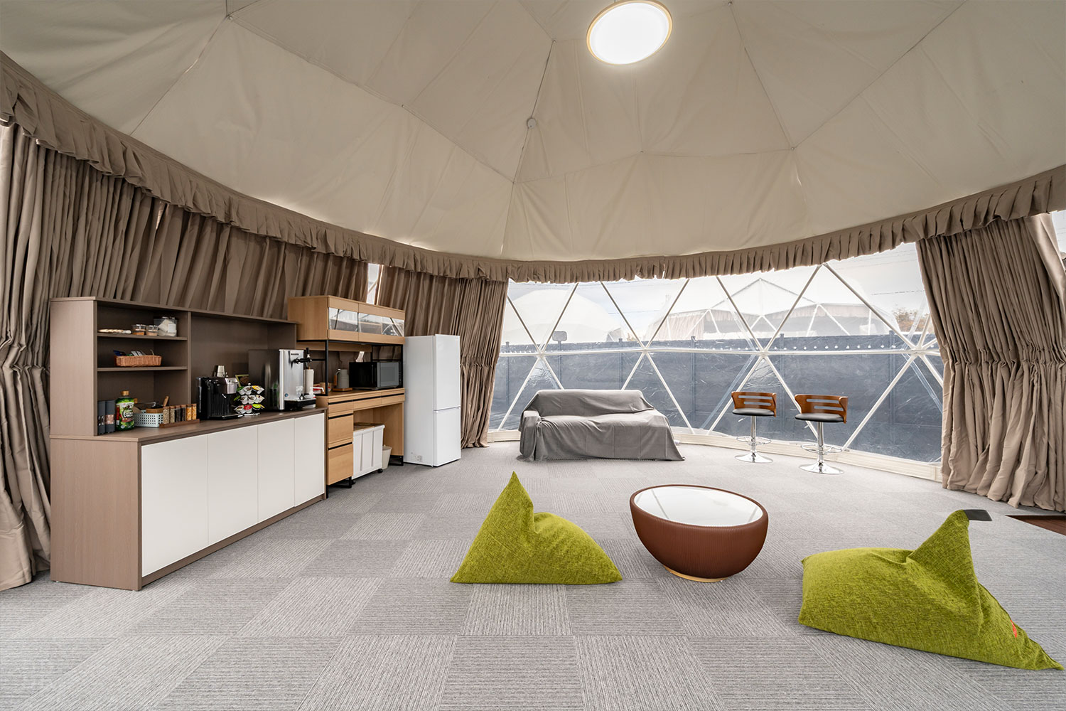 Galaxy Glamping Dog Premium リビングルーム