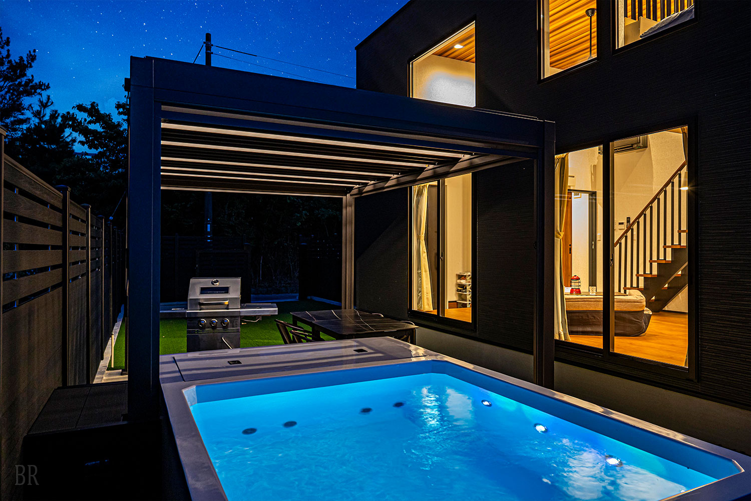 Galaxy Stardust プライベートプール