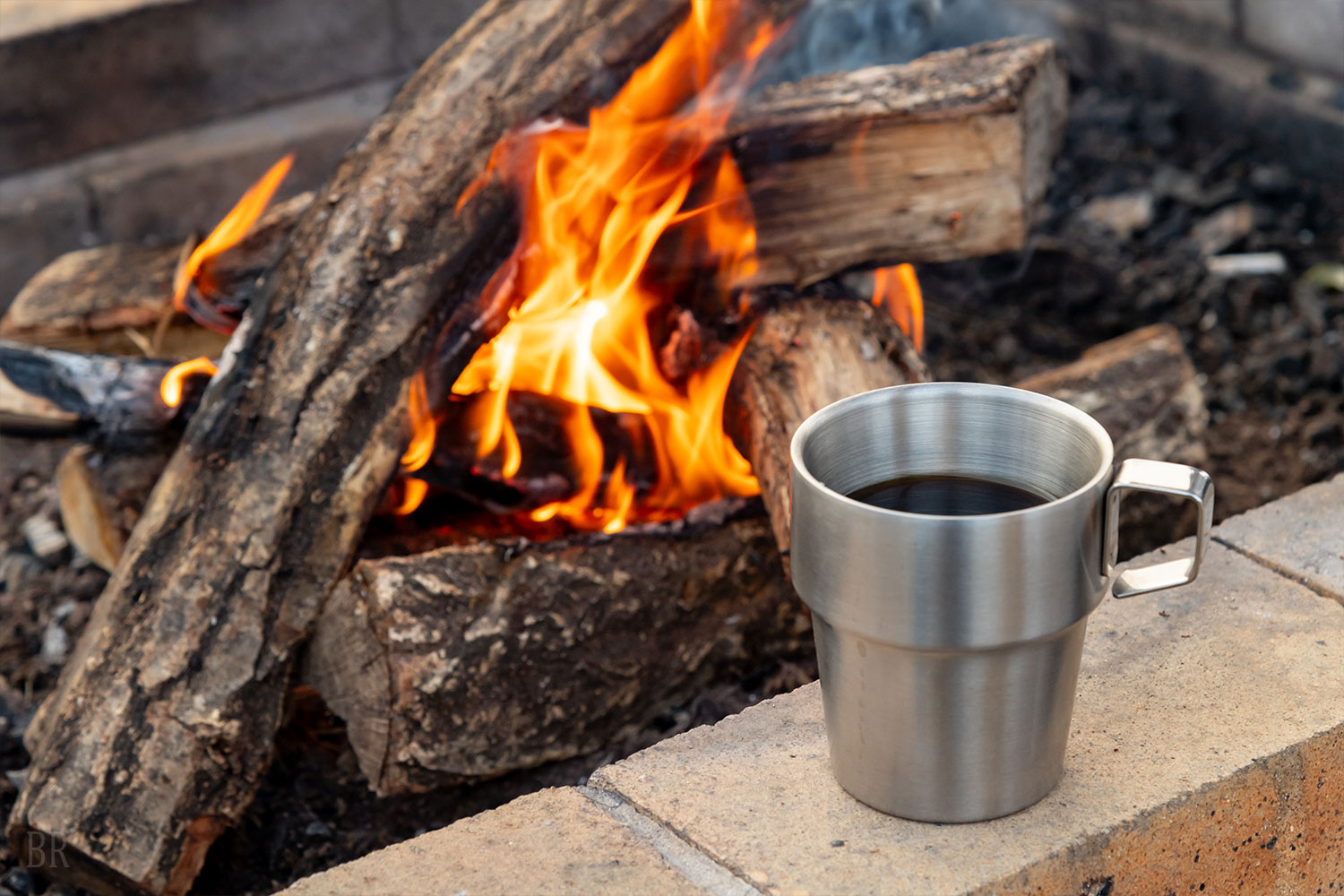 焚き火が楽しめる